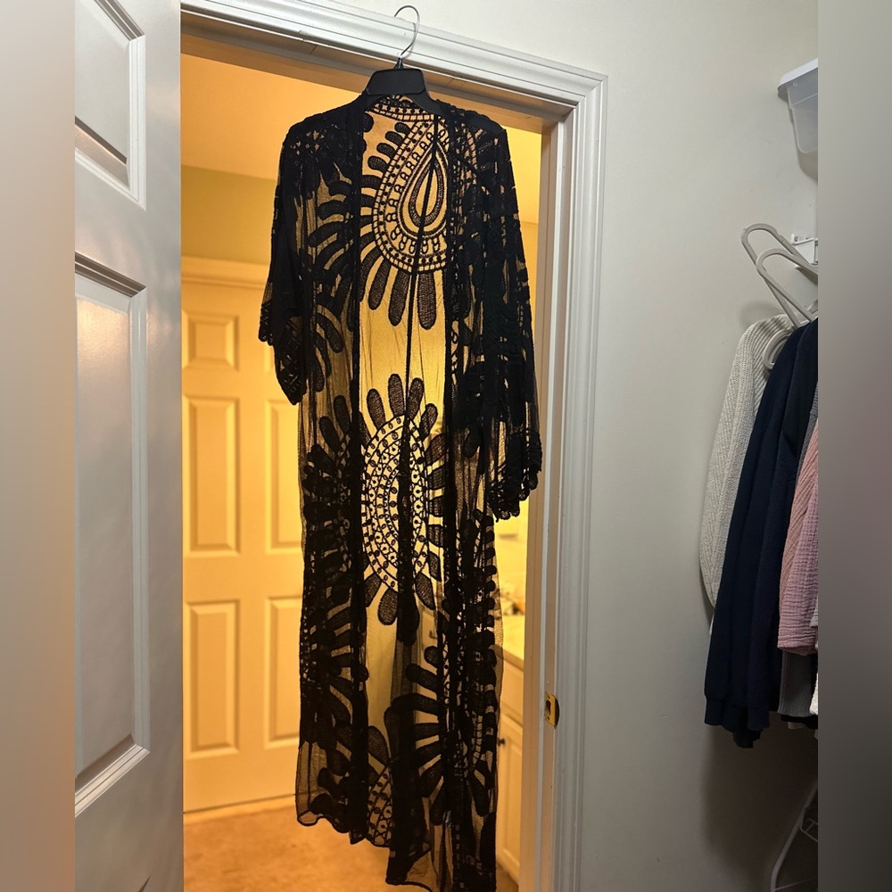 One size fits most black lace coverup, duster